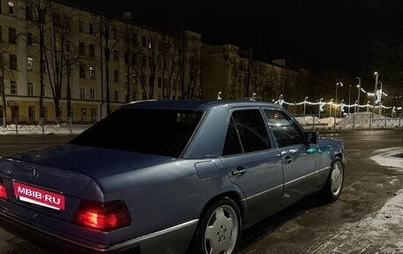 Mercedes-Benz E-Класс, 1995 год, 575 000 рублей, 5 фотография