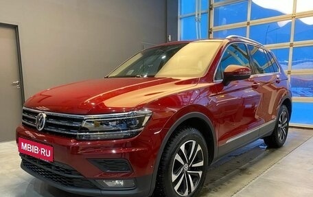 Volkswagen Tiguan II, 2019 год, 2 769 000 рублей, 1 фотография