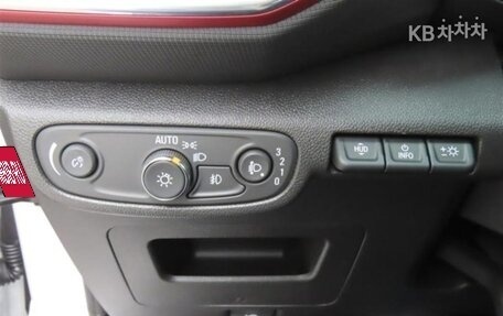 Chevrolet TrailBlazer, 2023 год, 1 872 200 рублей, 13 фотография