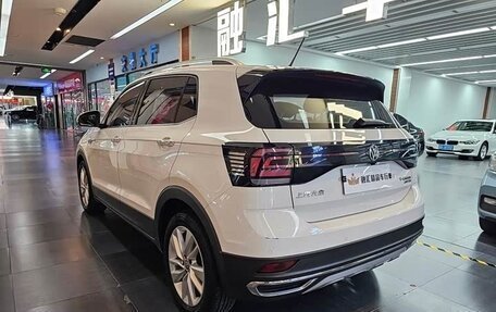 Volkswagen T-Cross I, 2019 год, 1 500 000 рублей, 7 фотография