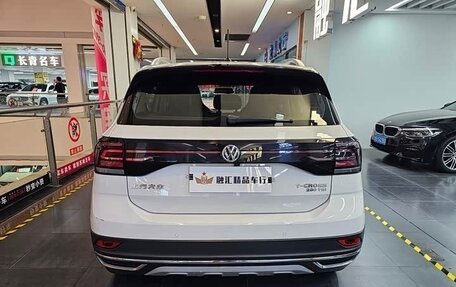 Volkswagen T-Cross I, 2019 год, 1 500 000 рублей, 6 фотография