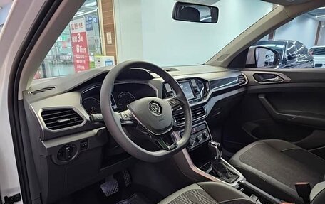 Volkswagen T-Cross I, 2019 год, 1 500 000 рублей, 8 фотография