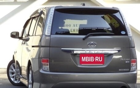 Toyota ISis I, 2013 год, 1 013 000 рублей, 4 фотография