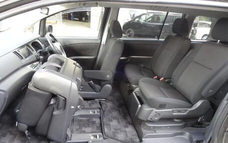 Toyota ISis I, 2013 год, 1 013 000 рублей, 27 фотография