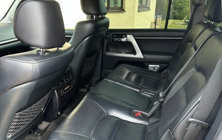 Toyota Land Cruiser 200, 2012 год, 3 150 000 рублей, 7 фотография