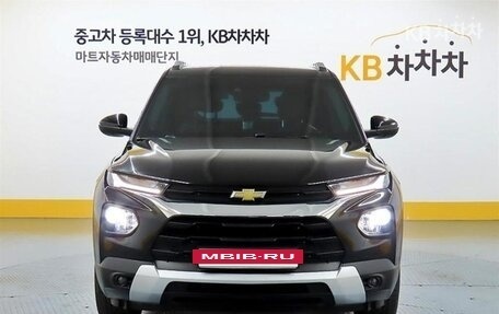 Chevrolet TrailBlazer, 2021 год, 1 360 700 рублей, 2 фотография