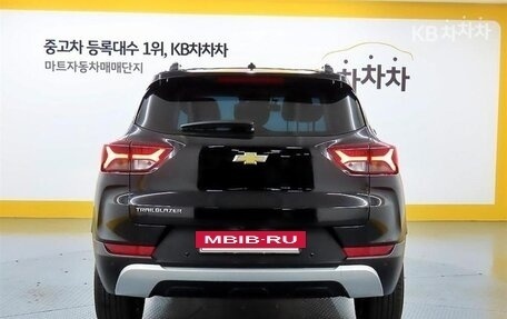 Chevrolet TrailBlazer, 2021 год, 1 360 700 рублей, 3 фотография