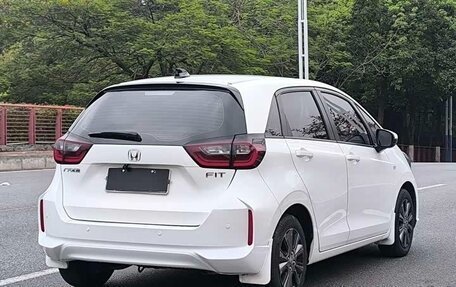 Honda Fit, 2022 год, 1 228 600 рублей, 5 фотография