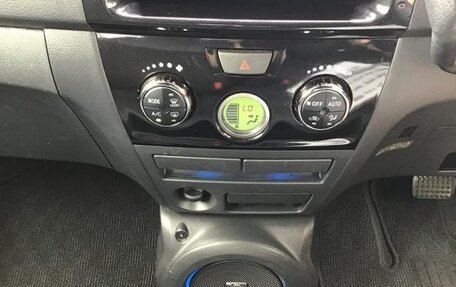 Toyota bB II рестайлинг, 2015 год, 861 000 рублей, 16 фотография