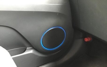 Toyota bB II рестайлинг, 2015 год, 861 000 рублей, 34 фотография