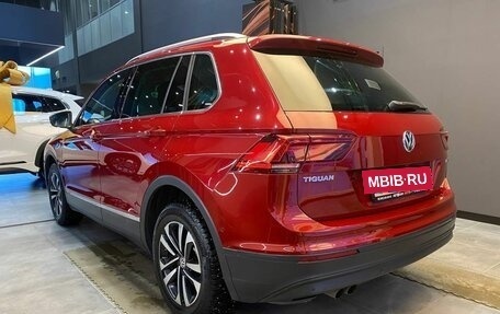 Volkswagen Tiguan II, 2019 год, 2 769 000 рублей, 6 фотография