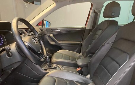 Volkswagen Tiguan II, 2019 год, 2 769 000 рублей, 15 фотография