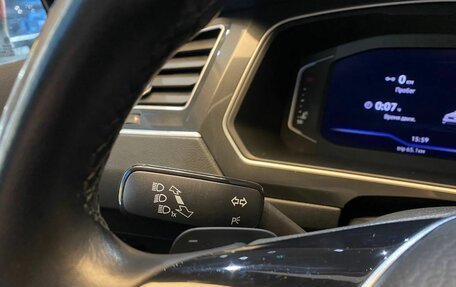 Volkswagen Tiguan II, 2019 год, 2 769 000 рублей, 21 фотография