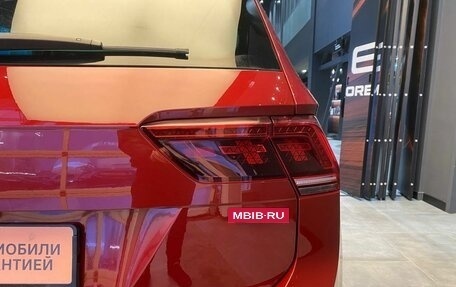 Volkswagen Tiguan II, 2019 год, 2 769 000 рублей, 12 фотография