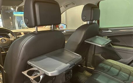 Volkswagen Tiguan II, 2019 год, 2 769 000 рублей, 33 фотография