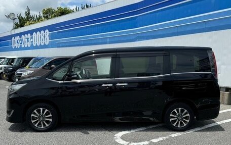 Toyota Esquire I, 2020 год, 2 312 000 рублей, 6 фотография