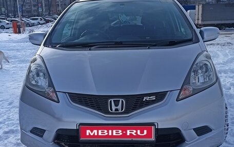 Honda Fit III, 2008 год, 750 000 рублей, 1 фотография