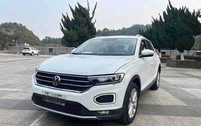 Volkswagen T-Roc I, 2022 год, 1 350 000 рублей, 1 фотография