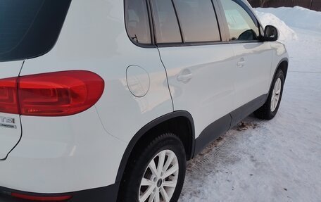 Volkswagen Tiguan I, 2013 год, 980 000 рублей, 4 фотография