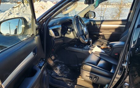 Toyota Hilux VIII, 2016 год, 3 500 000 рублей, 9 фотография