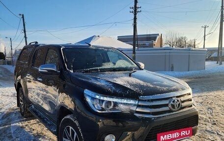 Toyota Hilux VIII, 2016 год, 3 500 000 рублей, 2 фотография