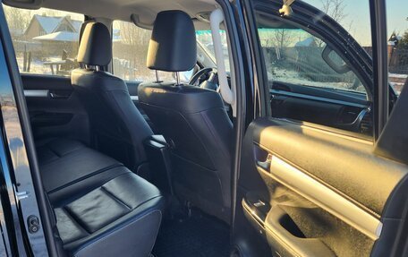 Toyota Hilux VIII, 2016 год, 3 500 000 рублей, 13 фотография