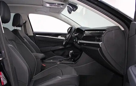 Volkswagen Passat B8 рестайлинг, 2023 год, 1 900 000 рублей, 13 фотография