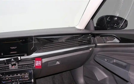 Volkswagen Passat B8 рестайлинг, 2023 год, 1 900 000 рублей, 10 фотография