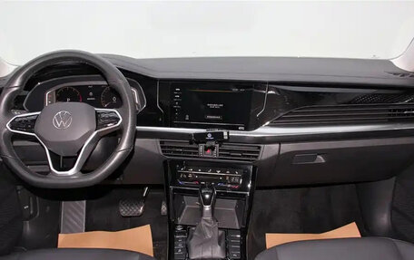 Volkswagen Passat B8 рестайлинг, 2023 год, 1 900 000 рублей, 16 фотография