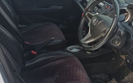 Honda Fit III, 2008 год, 750 000 рублей, 5 фотография