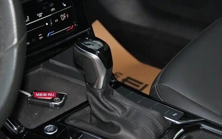 Volkswagen Passat B8 рестайлинг, 2023 год, 1 900 000 рублей, 19 фотография