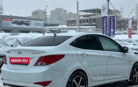 Hyundai Solaris II рестайлинг, 2015 год, 995 000 рублей, 6 фотография