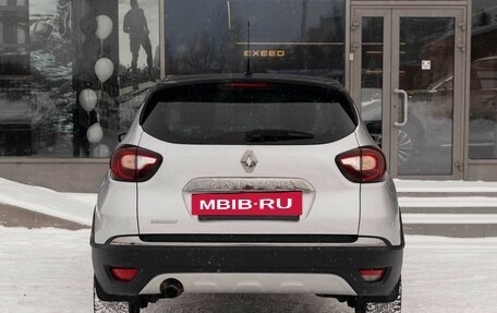 Renault Kaptur I рестайлинг, 2018 год, 1 350 000 рублей, 6 фотография