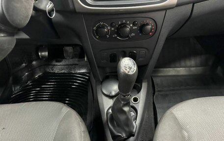 Renault Logan II, 2014 год, 450 000 рублей, 14 фотография