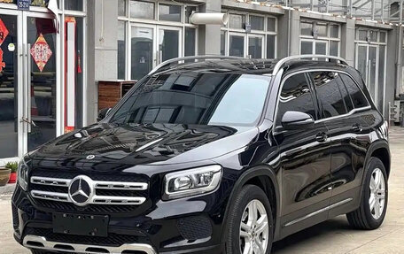 Mercedes-Benz GLB, 2022 год, 2 050 000 рублей, 1 фотография