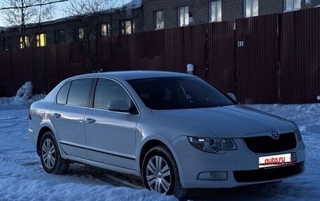 Skoda Superb III рестайлинг, 2009 год, 720 000 рублей, 1 фотография