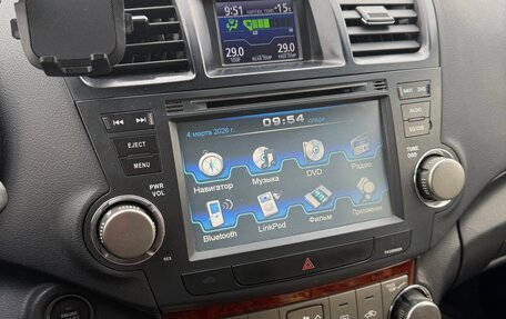 Toyota Highlander III, 2013 год, 2 565 000 рублей, 21 фотография