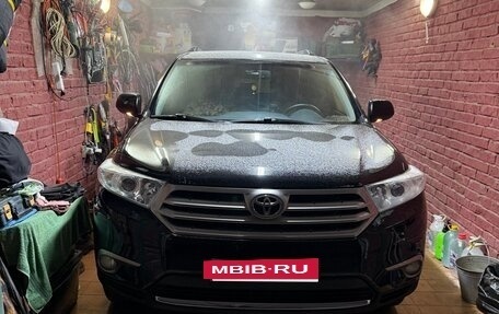 Toyota Highlander III, 2013 год, 2 565 000 рублей, 40 фотография