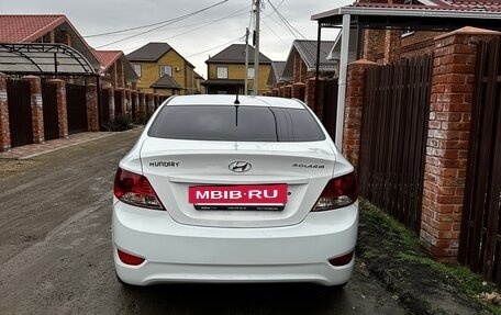 Hyundai Solaris II рестайлинг, 2011 год, 705 000 рублей, 4 фотография