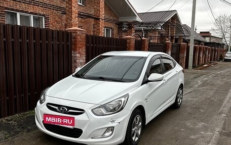 Hyundai Solaris II рестайлинг, 2011 год, 705 000 рублей, 7 фотография