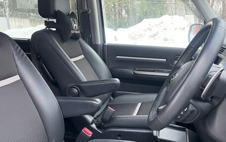 Honda Stepwgn IV, 2018 год, 2 400 000 рублей, 6 фотография