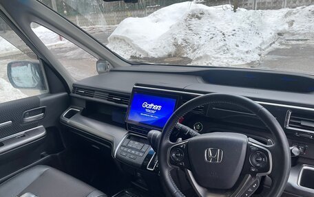 Honda Stepwgn IV, 2018 год, 2 400 000 рублей, 5 фотография