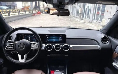 Mercedes-Benz GLB, 2022 год, 2 050 000 рублей, 7 фотография