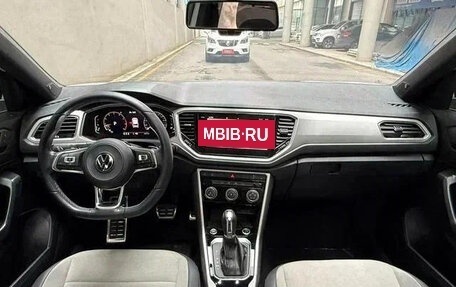 Volkswagen T-Roc I, 2021 год, 1 480 000 рублей, 7 фотография