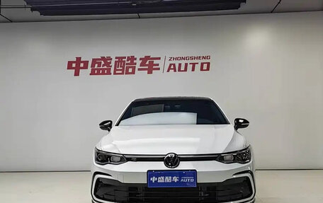 Volkswagen Golf VIII, 2023 год, 1 910 555 рублей, 2 фотография