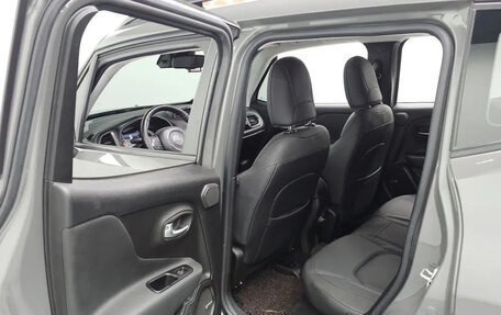 Jeep Renegade I рестайлинг, 2022 год, 1 330 000 рублей, 8 фотография