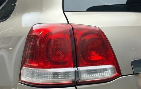 Toyota Land Cruiser 200, 2010 год, 2 690 000 рублей, 7 фотография