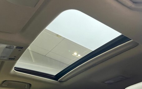 Toyota Land Cruiser 200, 2010 год, 2 690 000 рублей, 15 фотография