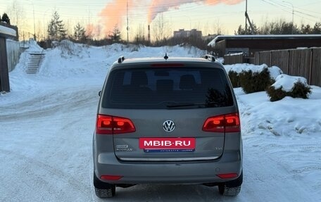 Volkswagen Touran III, 2010 год, 790 000 рублей, 12 фотография