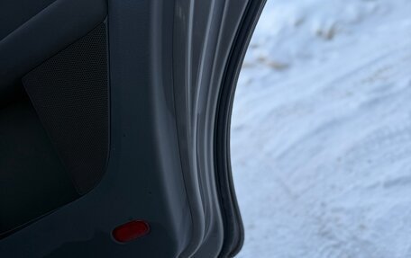 Volkswagen Touran III, 2010 год, 790 000 рублей, 21 фотография